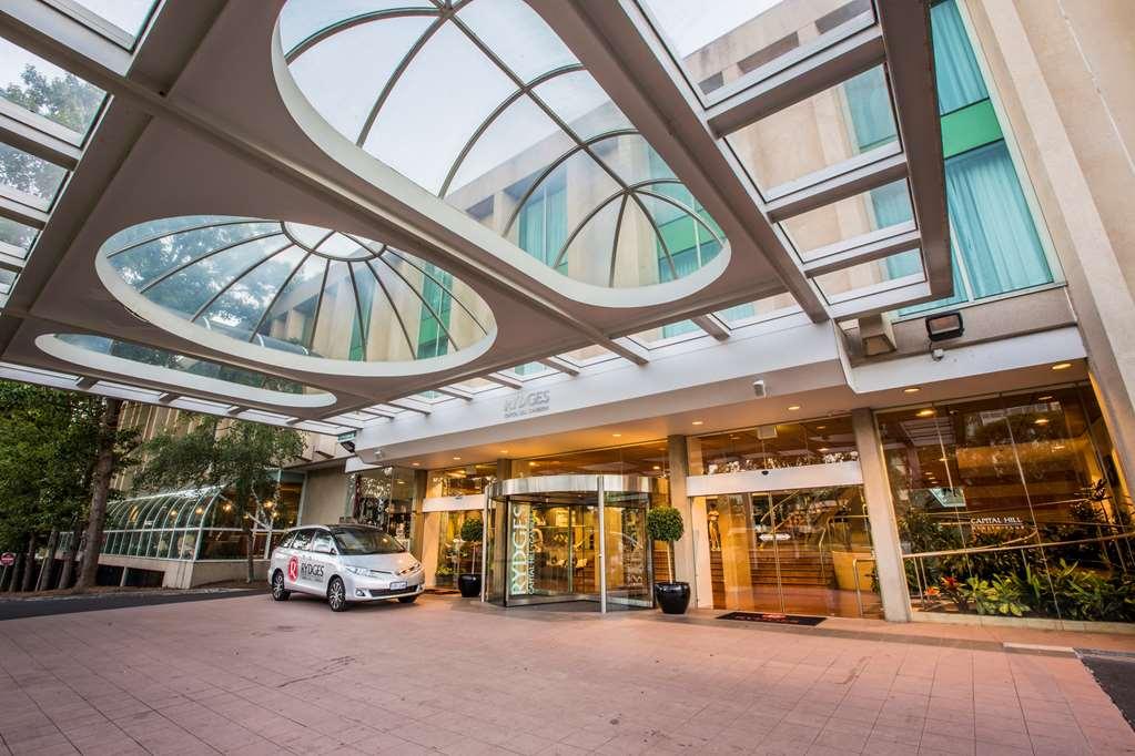Rydges Canberra Exterior photo