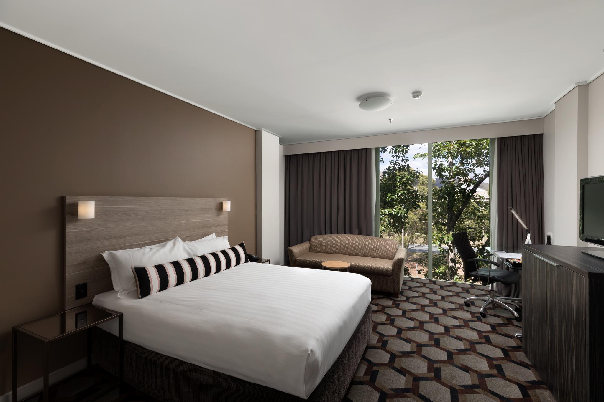 Rydges Canberra Exterior photo