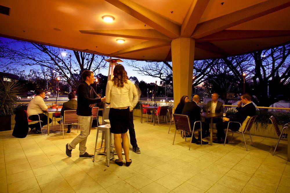 Rydges Canberra Exterior photo