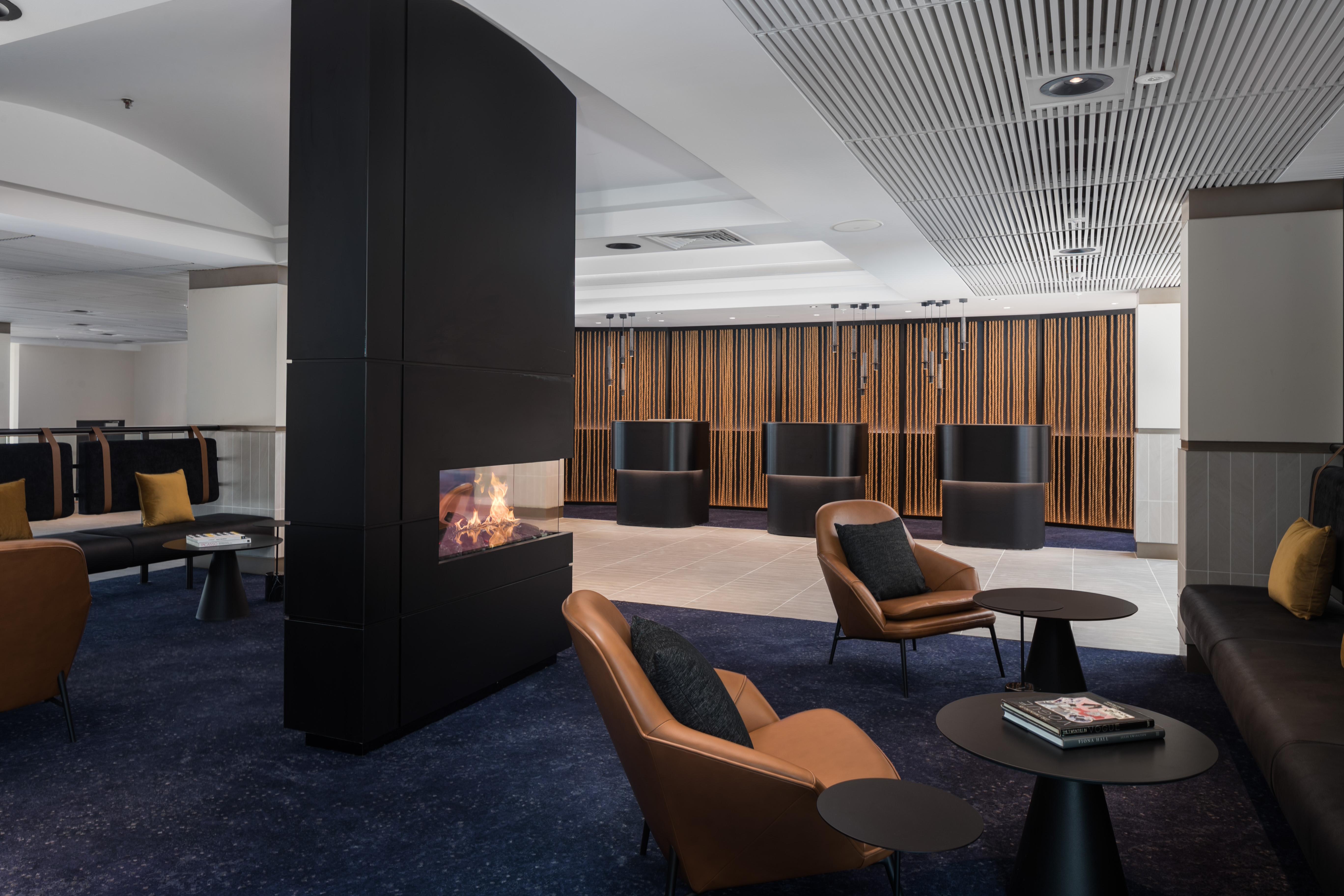 Rydges Canberra Exterior photo